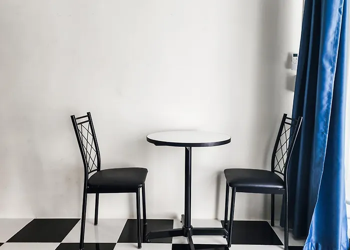 호스텔 Noir Cafe And Chinatown